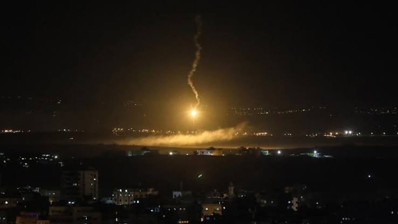 İşgalci İsrail'den Gazze'ye hava saldırısı: 10 ölü, 75 yaralı