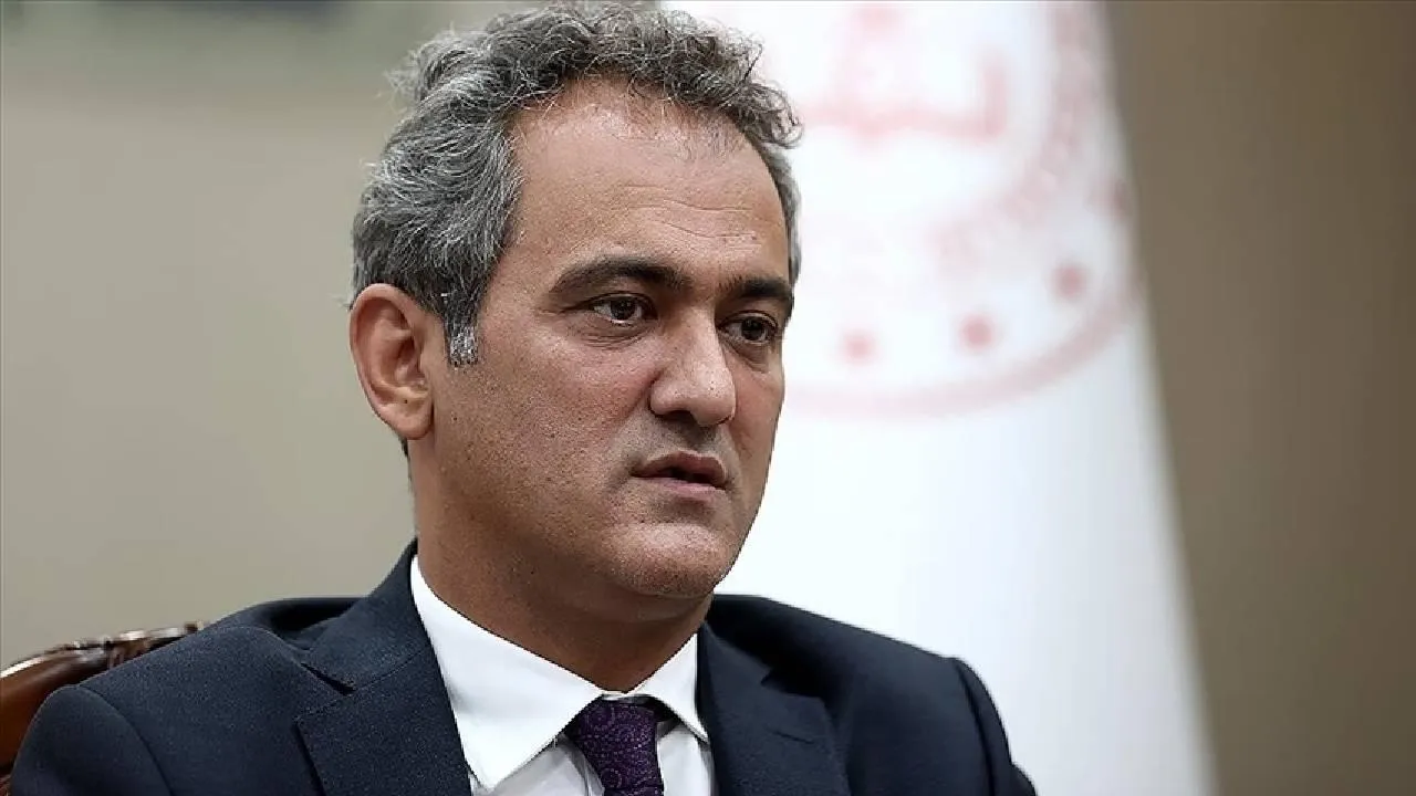 Milli Eğitim Bakanı Mahmut Özer'den sınavsız müdür ataması iddiası - TV5