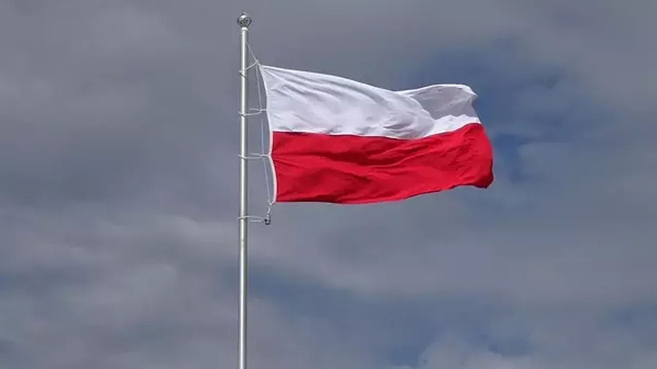 Polonya seçimlere gidiyor