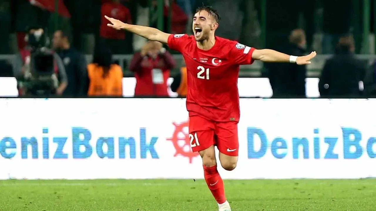 Yunus Akgün'ün golü haftanın 'en iyisi' seçildi