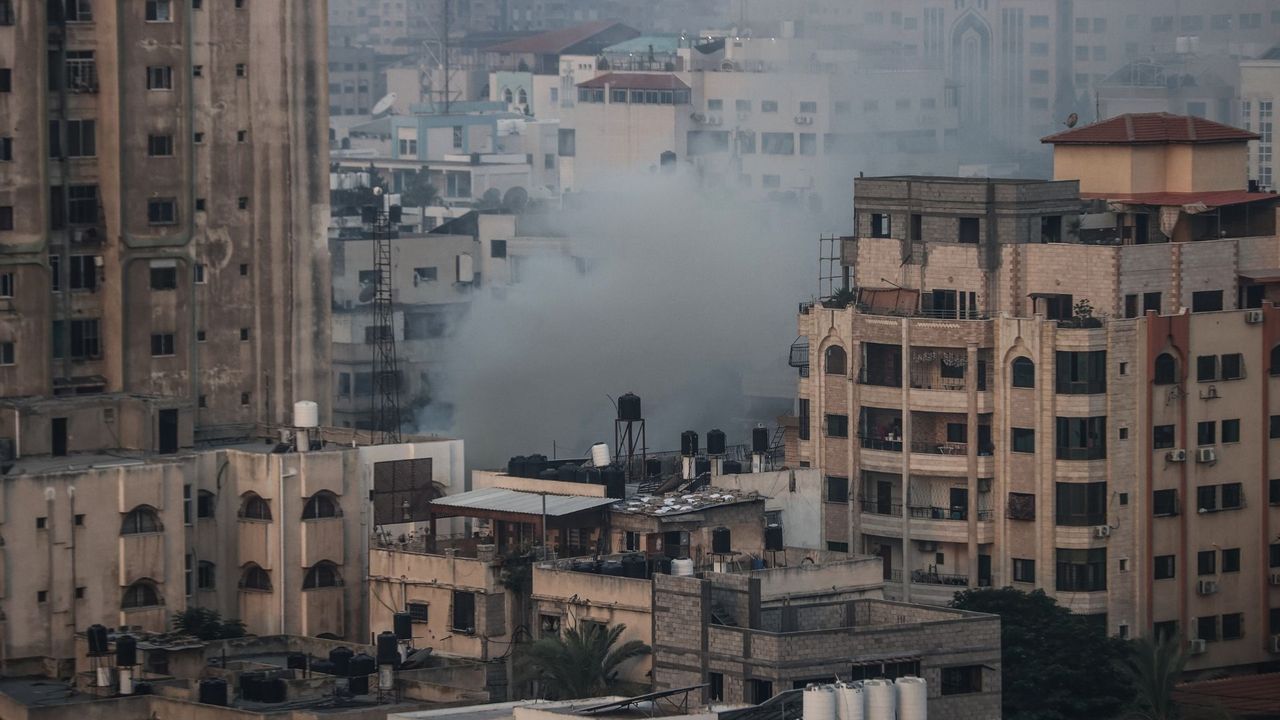 İsrail'in Gazze'ye yönelik saldırılarında hayatını kaybedenlerin sayısı 256'ya ulaştı