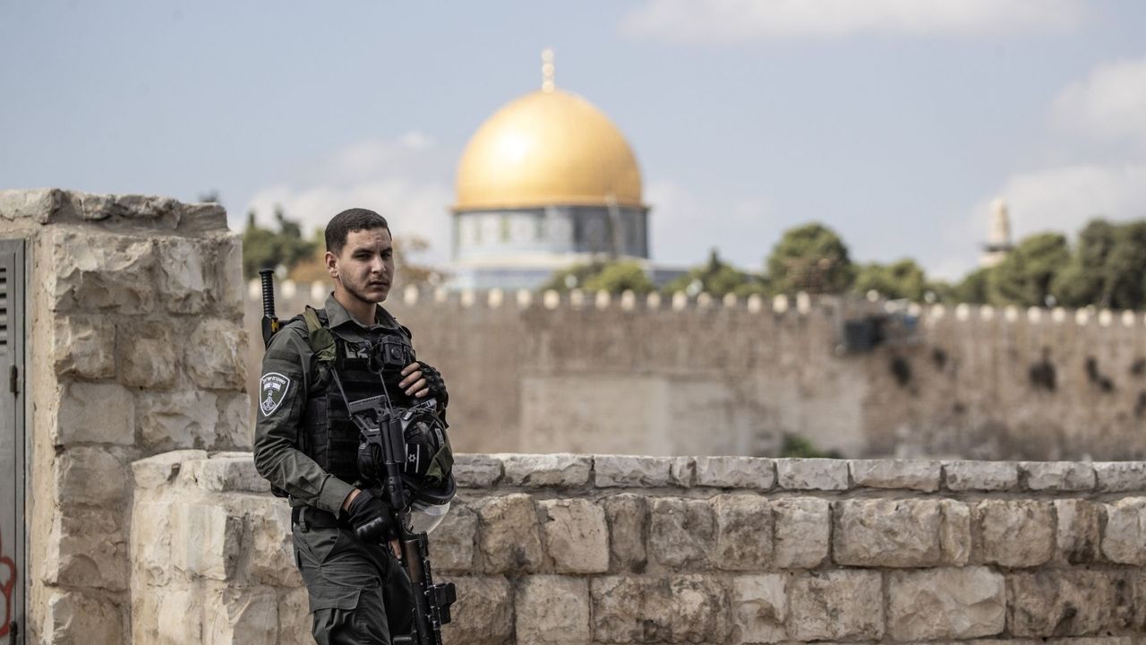 Çatışma Batı Şeria'ya sıçradı: İşgalci İsrail askerleri 2'si çocuk 3 Filistinliyi öldürdü
