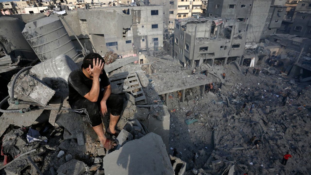 İşgalci İsrail'in saldırıları altındaki Gazze'de 35 bin konut yıkıldı 