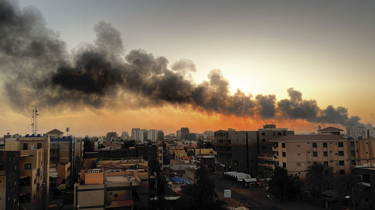 Sudan'da pazar yerine top mermisi düştü: 34 ölü