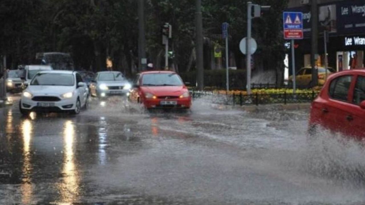 İzmir için kritik yağış uyarısı... Tunç Soyer tarih ve saat verdi!