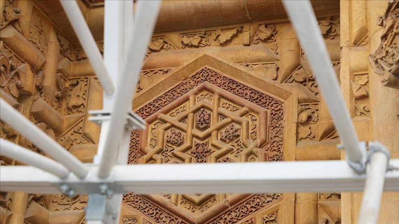 Divriği Ulu Camii ve Darüşşifası'ndaki restorasyonda sona doğru