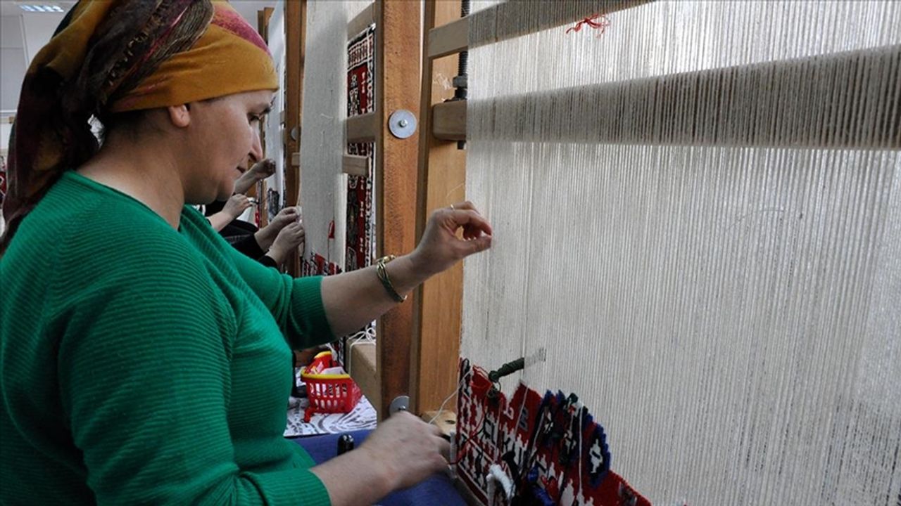 Çukurcalı kadınlar dokuma kültürünü yaşatıyor