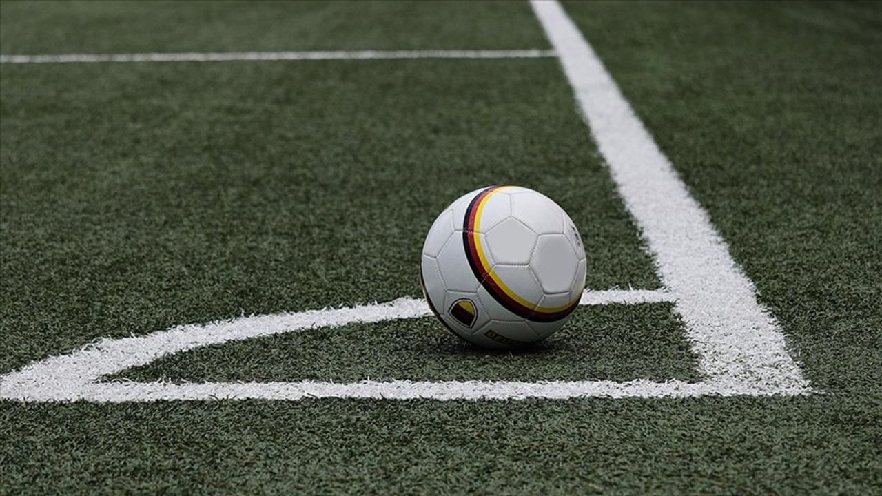 Futbolda yeni dönem: VAR kayıtları açıklanacak, yabancı gözlemci gelecek, MHK'nin yapısı değişecek