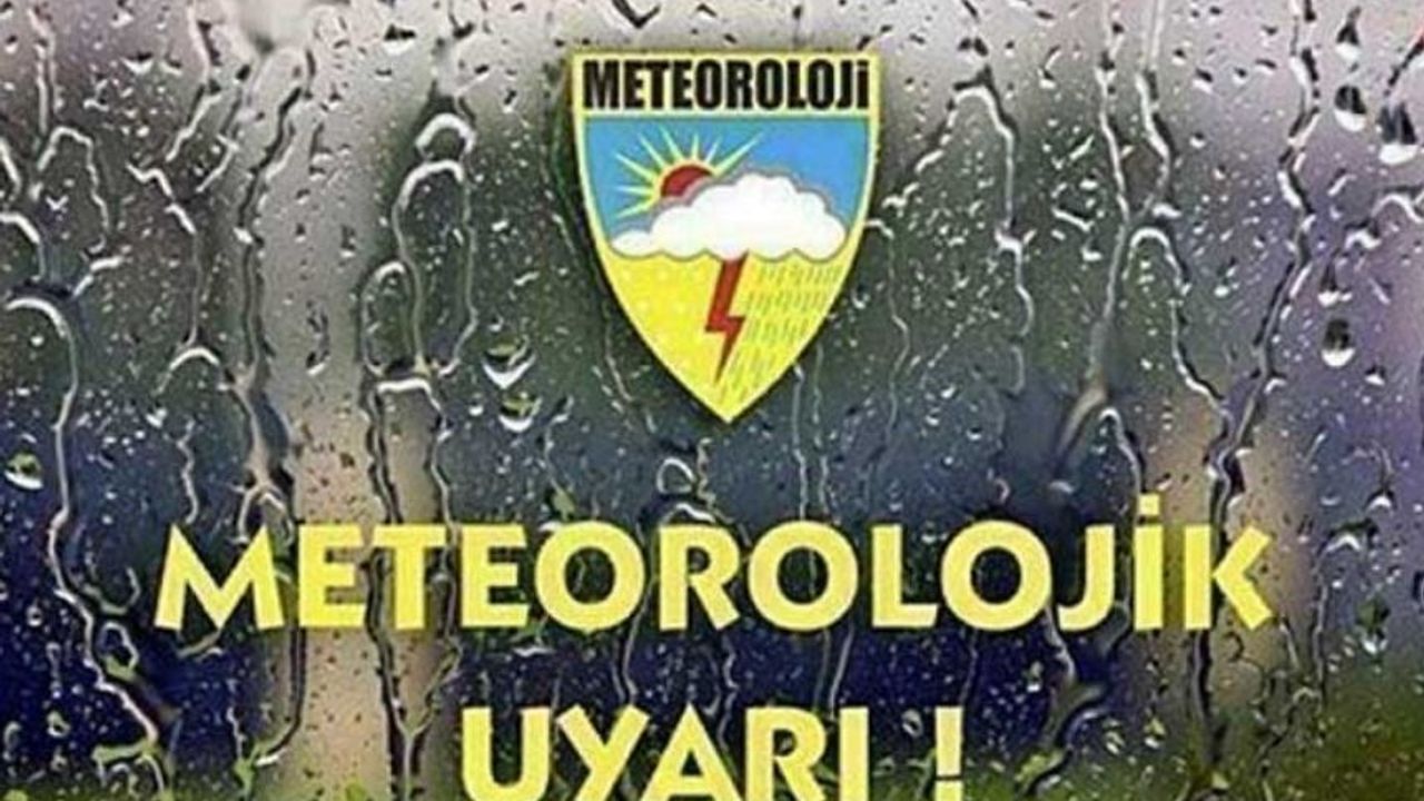 Meteoroloji ve AKOM peş peşe uyardı: İstanbul'da yağış ve fırtına alarmı!