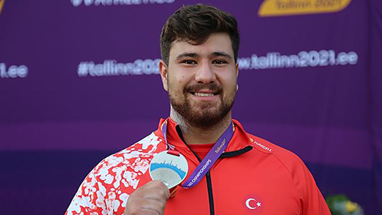 Millî sporcu Karahan, gülle atmada gümüş madalya kazandı