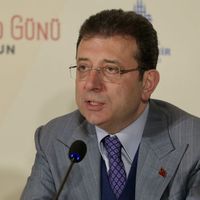 POLİTİKA