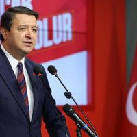 POLİTİKA
