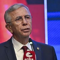 POLİTİKA