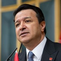 POLİTİKA