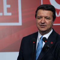 POLİTİKA