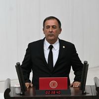 POLİTİKA