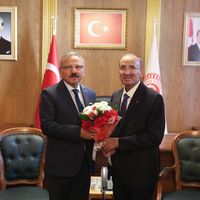 POLİTİKA