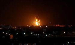 İşgalci İsrail'den Suriye'ye hava saldırısı
