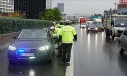 İçişleri Bakanlığı’ndan "çakarlı araç" genelgesi