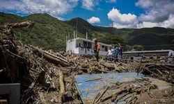 Venezuela'yı sel ve heyelan vurdu