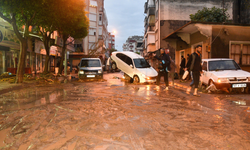 Antalya’yı sel vurdu: 2 ilçede okullar tatil edildi