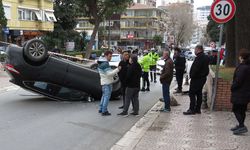 Kadıköy'de dehşete düşüren kaza! Kaldırımda yürüyen kadın ağır yaralandı