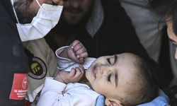 Antakya'da depremin 133. saatinde bebek Aliye Dağlı enkazdan kurtarıldı