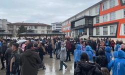 Bolu'da evlerine giremeyenler camilerde kalabilecek