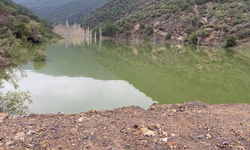 Deprem bölgesindeki doğal göl korkuttu: 5 köy boşaltıldı