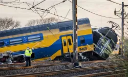 Hollanda'da feci tren kazası