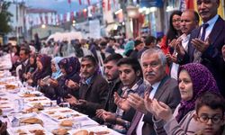 Büyükşehir’in iftar sofrası kurduğu Aladağ’da Ramazan bereketi ve huzuru yaşandı