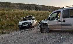 Çorumda düğüne giden iki araç çarpıştı: 8 yaralı 