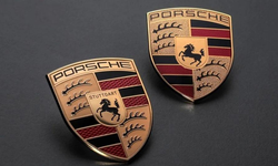 Porsche logosunu yeniledi: 75. yıla özel