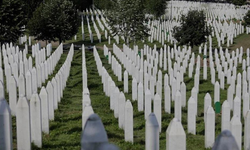 Srebrenitsa soykırımının üzerinden 28 yıl geçti