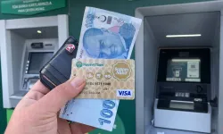 Bankalardan ATM uyarısı: Para çekerken dikkat edin!