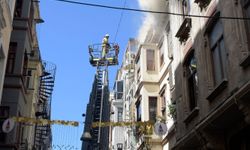 İstiklal Caddesi'nde yangın!