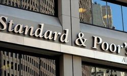 S&P’den Türkiye’ye yüksek enflasyon ve oynak döviz kuru uyarısı