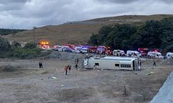 İstanbul’da otobüs devrildi: Yaralılar var!