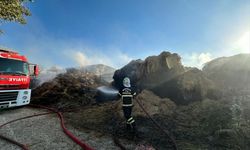 Burdur'da kaynak makinesinden çıkan yangında 80 ton saman balyasını yandı