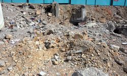 Depremde yıkılan bankasının kasasındaki 2 milyon liralık altın kayıp 