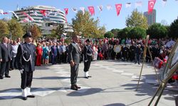 Cumhuriyetin 100. Yıl Kutlamaları Ataşehir'de Resmi Törenlerle Başladı