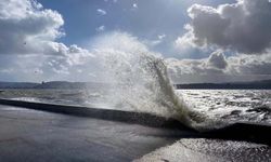 Kuzey Ege Denizi'ne "fırtına" uyarısı 