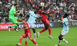 Samsunspor evinde Başakşehir ile berabere kaldı