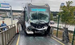 İstanbul Uzunçayır’da metrobüs kaza yaptı