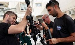 İşgalci İsrail'de silah ruhsatı başvuruları 7 Ekim'den bu yana rekor kırdı
