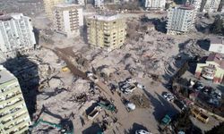 Depremde 109 kişiye mezar olan Ebrar Sitesi B Blok'ta kolon ve kirişler yetersizmiş