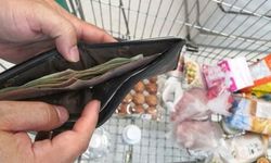 Türk-İş açlık ve yoksulluk sınırını açıkladı: Bekar bir çalışanın aylık ‘yaşama maliyeti’ yeni asgari ücreti bile geçti