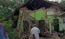 Endonezya'nın Açe eyaletinde 5,9 büyüklüğünde deprem