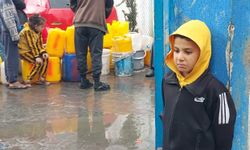 İsrail'in işgali altındaki Gazze'de 1,5 milyon kişi kirli su ile bulaşan hastalıklara yakalanıyor