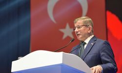 Ahmet Davutoğlu, yeniden Gelecek Partisi Genel Başkanlığı'na seçildi